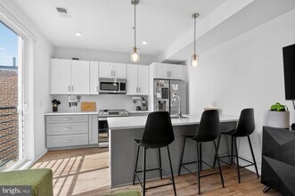 304 Master St in Philadelphia, PA - Building Photo - Building Photo