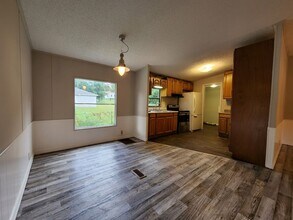 5380 NW 191st Pl in Reddick, FL - Building Photo - Building Photo