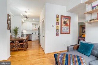610 Irving St NW in Washington, DC - Foto de edificio - Building Photo