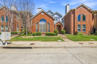 5955 Rosebud Dr in Dallas, TX - Building Photo