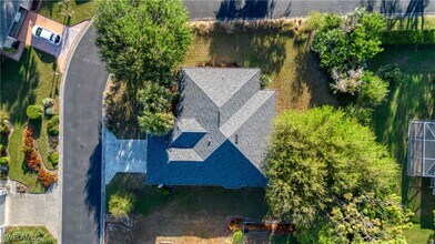 9371 Lake Abby Ln in Bonita Springs, FL - Building Photo - Building Photo