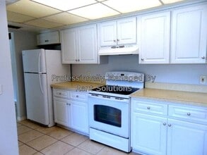 217 Debby Ct-Unit -A in Largo, FL - Building Photo - Building Photo
