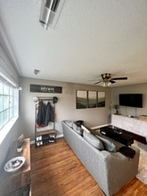 1301 Richmond Pl in Charlotte, NC - Foto de edificio - Building Photo