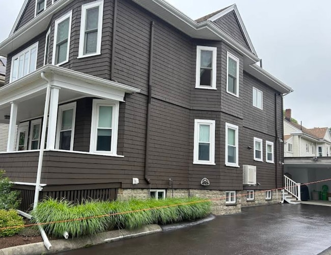property at 5 Harris Rd