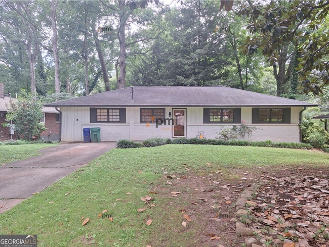 property at 812 Whelchel Dr