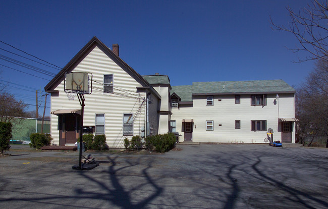 11 Granite St in Taunton, MA - Building Photo - Building Photo