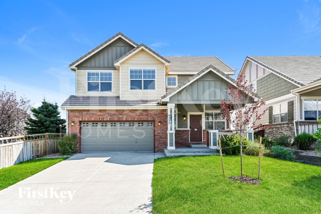 4235 Miners Candle Pl in Castle Rock, CO - Building Photo