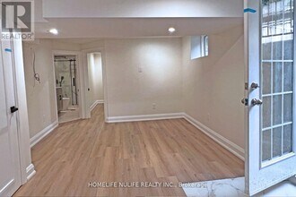 188 Parkside Dr in Hamilton, ON - Building Photo - Building Photo
