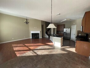 16919 Creek Mountain Dr in Houston, TX - Building Photo - Building Photo