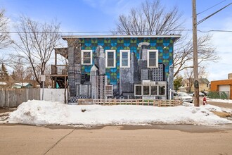 2903 14th Ave S in Minneapolis, MN - Building Photo - Building Photo