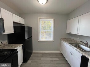 110X Gleneagle Rd in Baltimore, MD - Building Photo - Building Photo