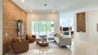 3829 Heron Ridge Ln in Weston, FL - Building Photo