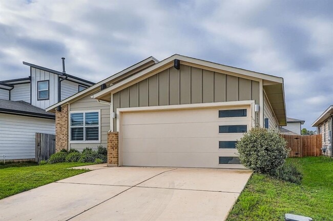 property at 112 Cupreata Ln