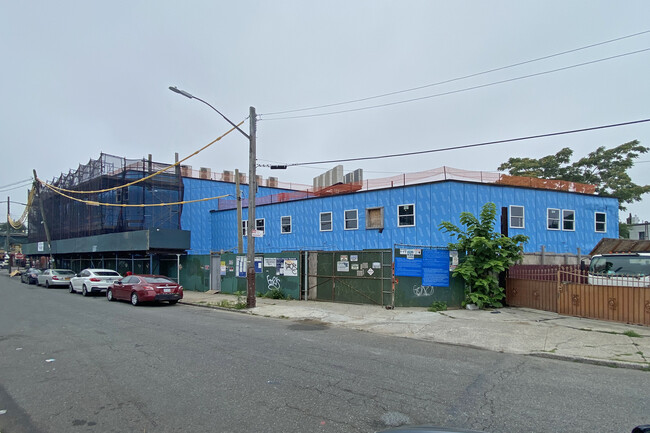 186 Force Tube Ave in Brooklyn, NY - Building Photo - Building Photo