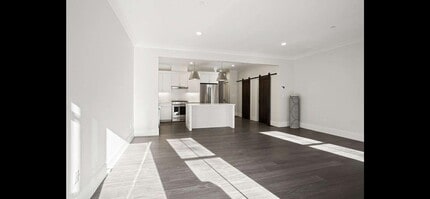 10 Southfield Ln in Sherborn, MA - Foto de edificio - Building Photo