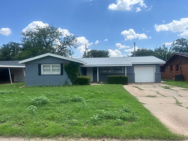 property at 2511 52nd St