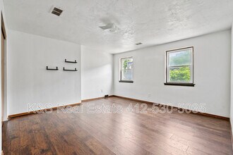 56 Wilson St in Pittsburgh, PA - Building Photo - Building Photo