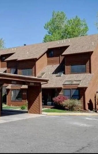 property at 3145 Bell Dr