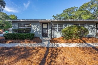 1013 Holton Ave, Unit 1 in Fort Walton Beach, FL - Building Photo - Building Photo