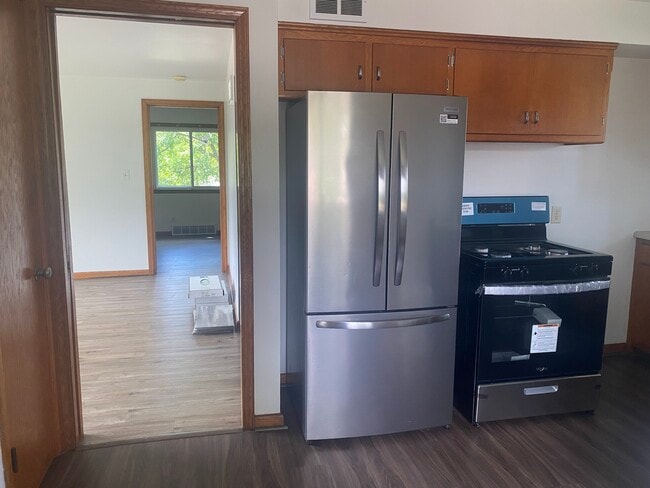 4834 N 76th St, Unit Upper in Milwaukee, WI - Foto de edificio - Building Photo