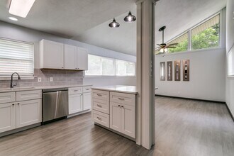501 Norman Dr in Euless, TX - Building Photo - Building Photo