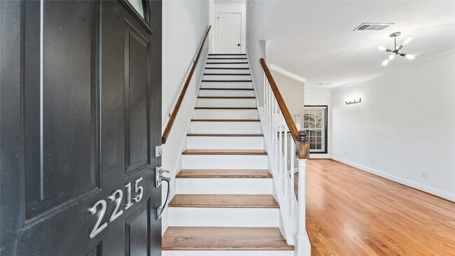 2215 Stanford St in Houston, TX - Building Photo - Building Photo