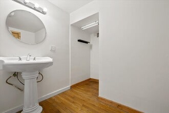 325 Lafayette St, Unit 1003 in Bridgeport, CT - Building Photo - Building Photo