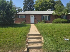 8991 Hoffman Way in Thornton, CO - Building Photo