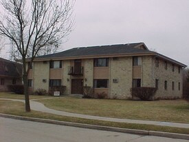 1731 S 115th Ct Apartments