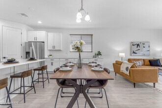 11230 E Upton Ave in Mesa, AZ - Building Photo - Building Photo