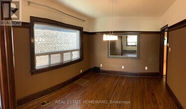 46 Kent Rd in Toronto, ON - Building Photo - Building Photo