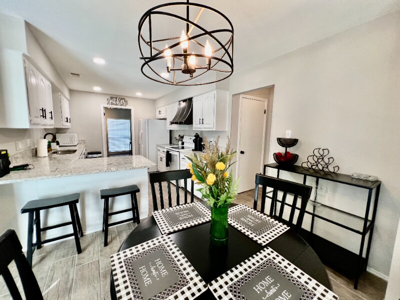 550 Westoak in Universal City, TX - Foto de edificio