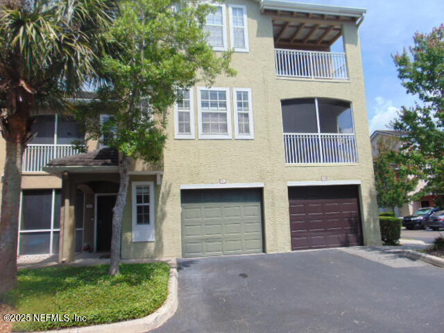 property at 10075 GATE N Pky