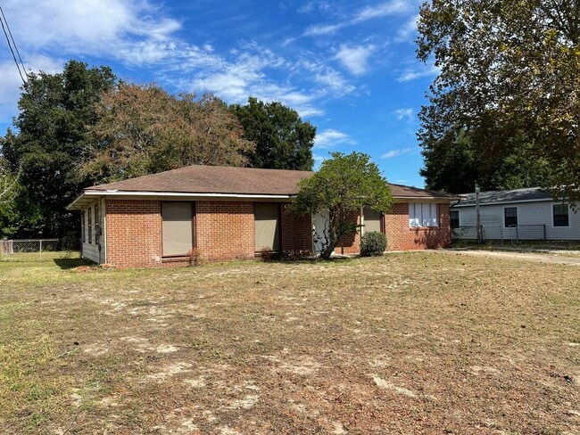 property at 121 Willard Rd NW