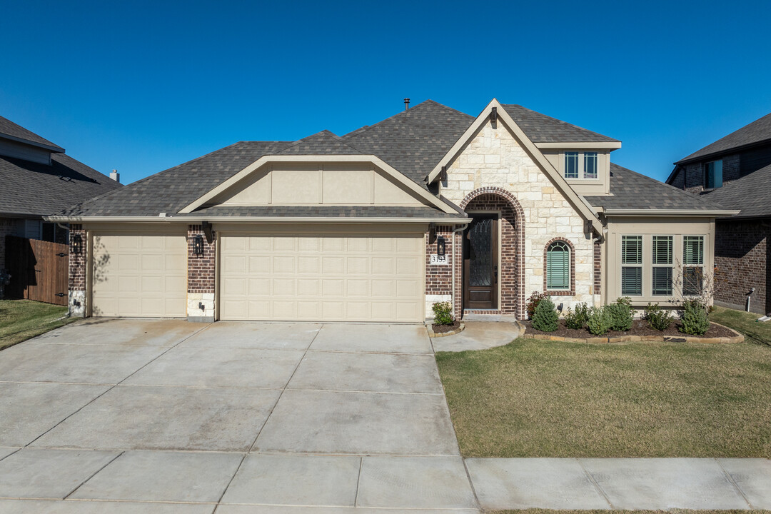 Ridge Ranch by Bloomfield Homes in Mesquite, TX - Foto de edificio