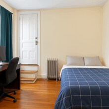54 Egmont St in Brookline, MA - Building Photo - Building Photo