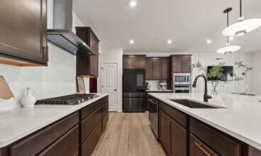 2108 Weatherbee Ln in Naperville, IL - Building Photo - Building Photo