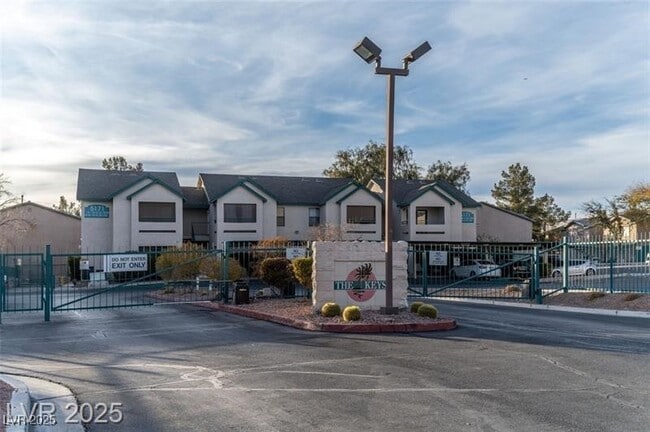 property at 5151 S Lindell Rd