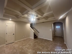 7010 Micayla Cv in San Antonio, TX - Foto de edificio - Building Photo