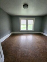 560 W 17th St in Erie, PA - Building Photo - Building Photo
