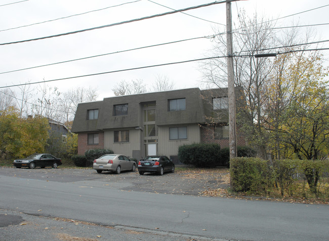 2 Prout Ave in Troy, NY - Building Photo - Building Photo