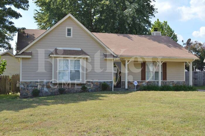 6045 Holly Heights Cove in Millington, TN - Building Photo
