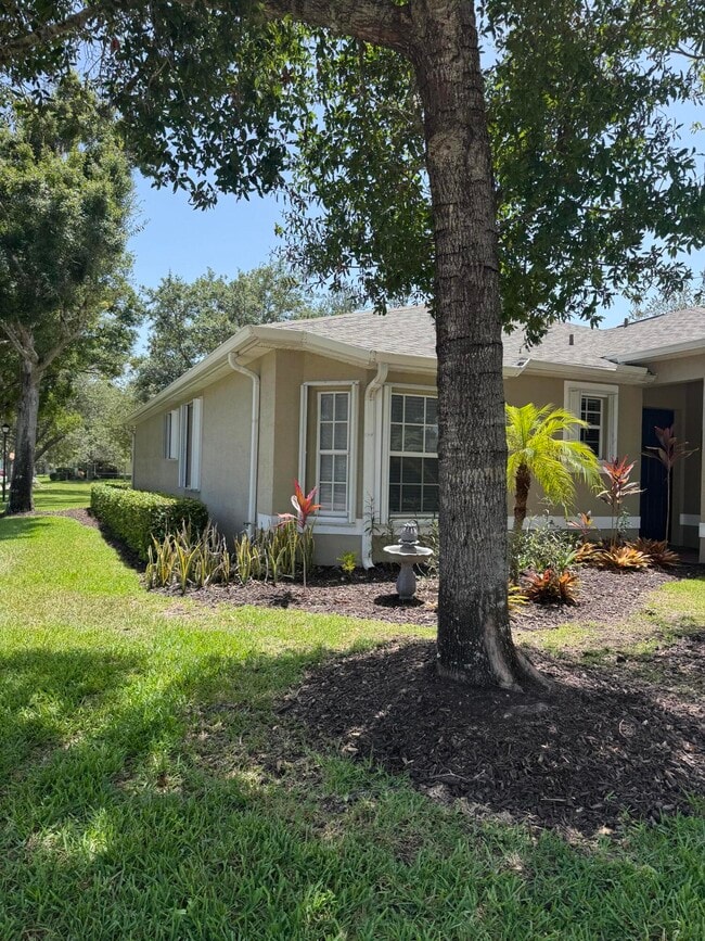 3801 Kitty Hawk Ln SW in Vero Beach, FL - Building Photo - Building Photo