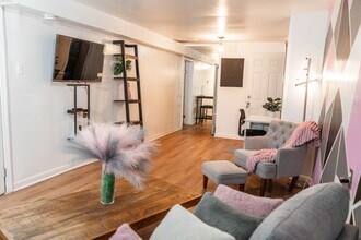 5917 S Loomis Blvd-Unit -G in Chicago, IL - Building Photo - Building Photo