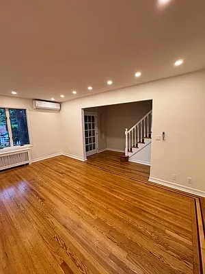 99-39-99-65 65th Ave in Rego Park, NY - Building Photo - Building Photo
