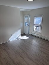 23 Elizabeth St, Unit 23 Elizabeth St Apt 2 in Hudson Falls, NY - Building Photo - Building Photo