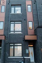 370 Red Maple Rd in Richmond Hill, ON - Building Photo