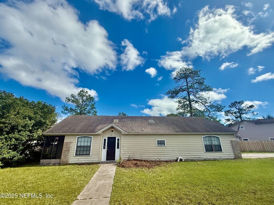 71 Naugatuck Dr in Jacksonville, FL - Building Photo