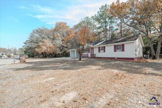 805 Coventry Cir in Perry, GA - Building Photo - Building Photo