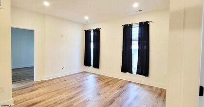 124 St James Pl in Atlantic City, NJ - Building Photo - Building Photo
